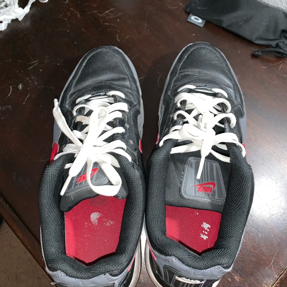 Shoes - Picture 5 of 6